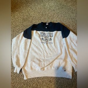 GREAT CONDITION 90s VINTAGE PENN STATE UNIVERSITY CREW NECK🦁